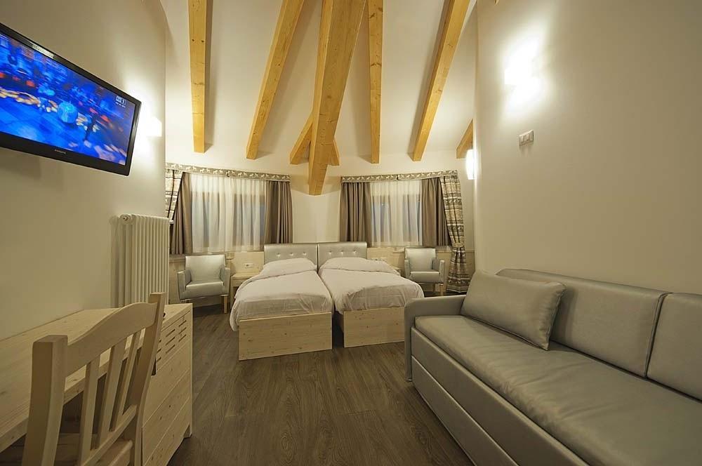 Hotel Niagara Оссана Экстерьер фото